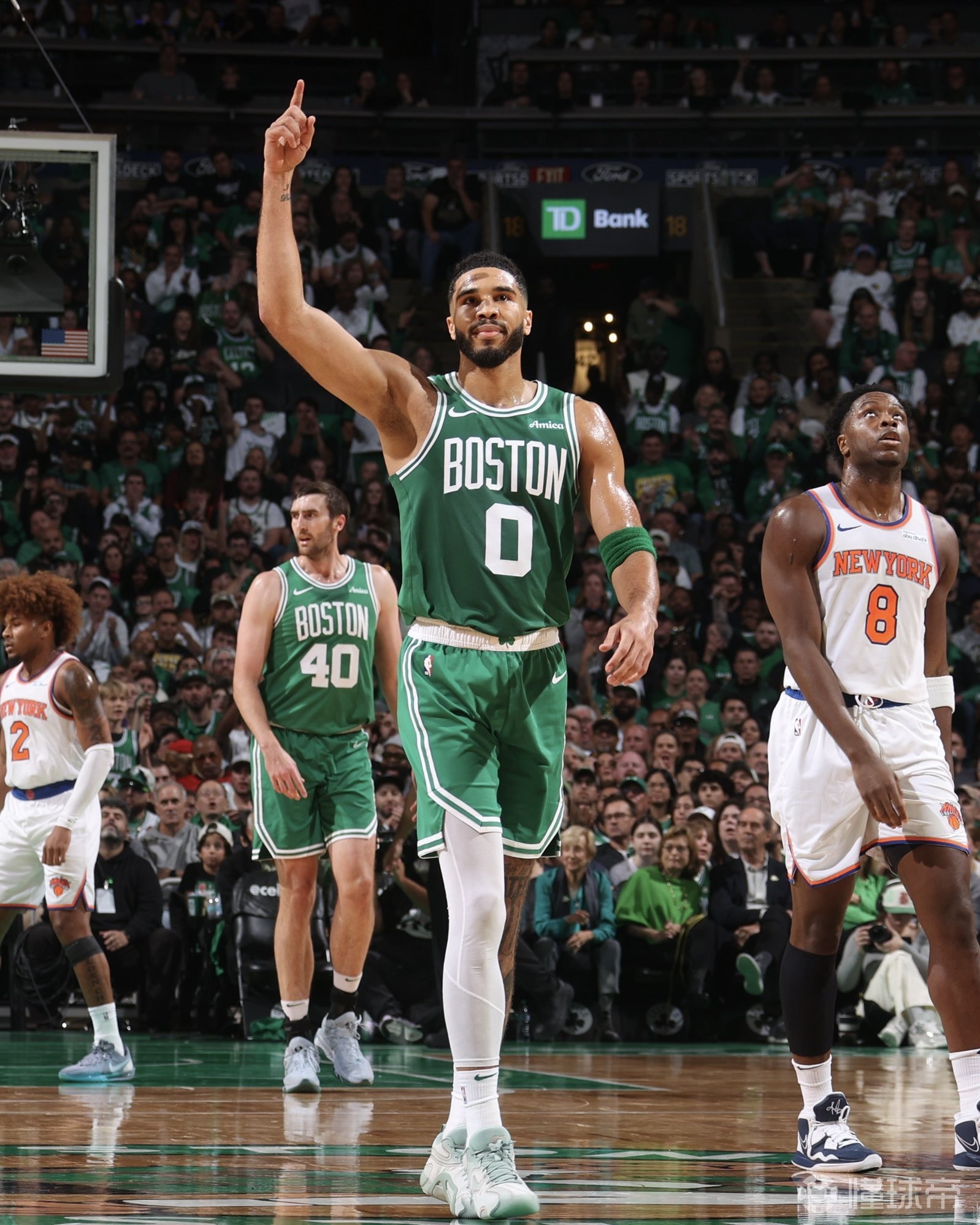 塔图姆回归赛场，绝杀首场状态亮眼，巴黎圣日耳曼观众沸腾！