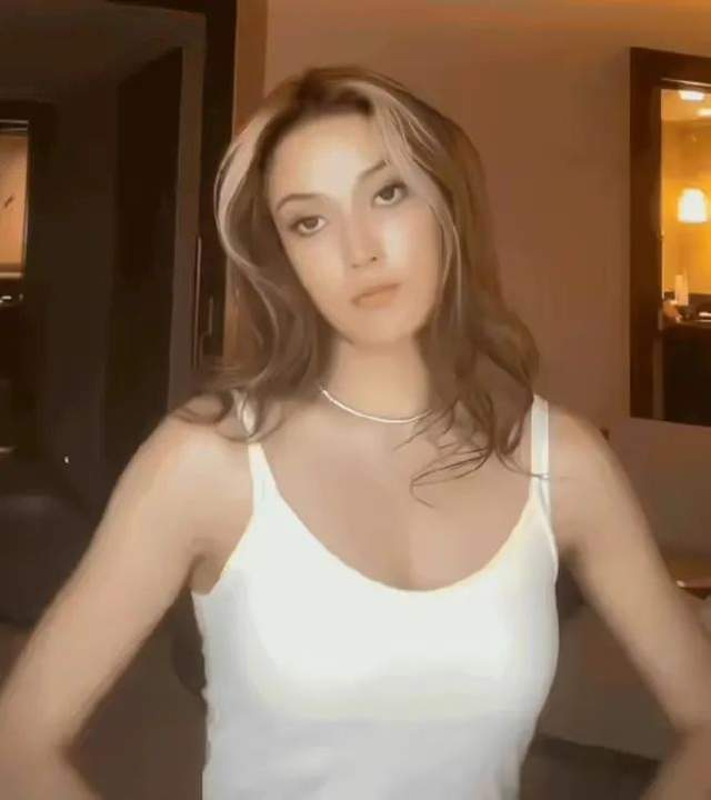 谷爱凌赛后谦逊发言登热搜，费城76人血战曼联引发热议(谷爱凌决赛完整回放)